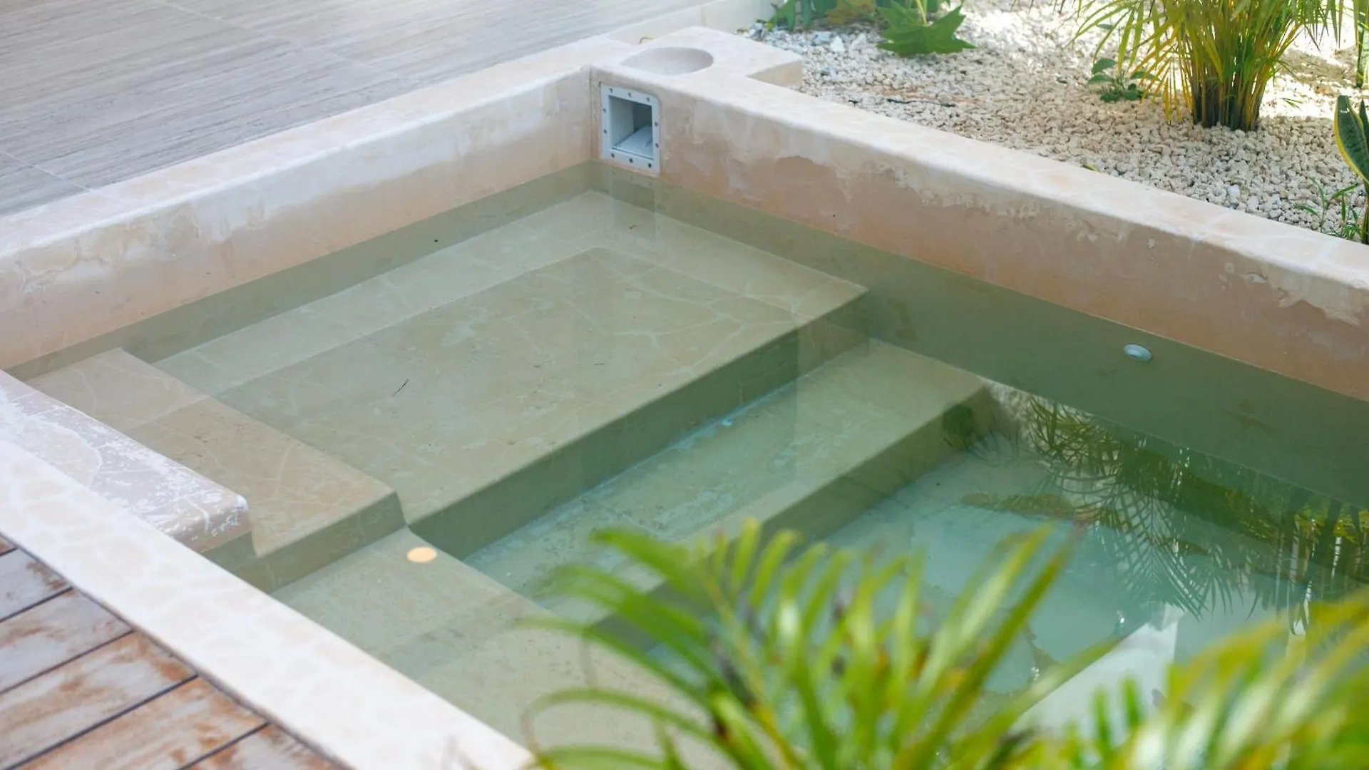 Tropical Getaway In Tulum With Private Pool Appartement